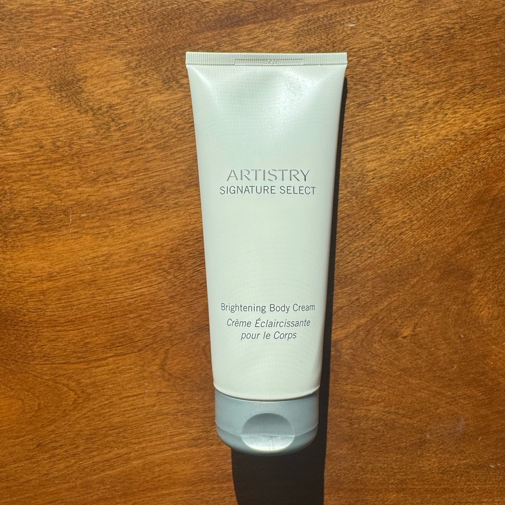 Artistry Signature Select Brightening Face Mask and Body Cream